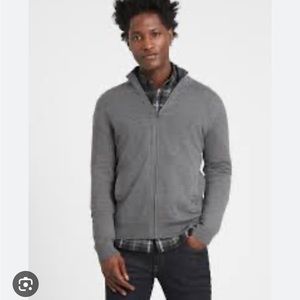 Men’s 100% Marino wool cardigan
